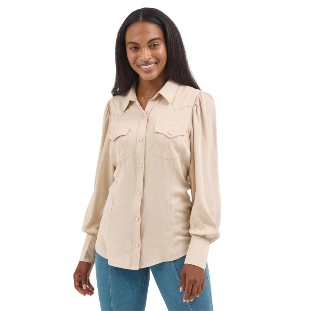 Wrangler Women's Beige Button-Down Shirt - Picture 2 of 2
